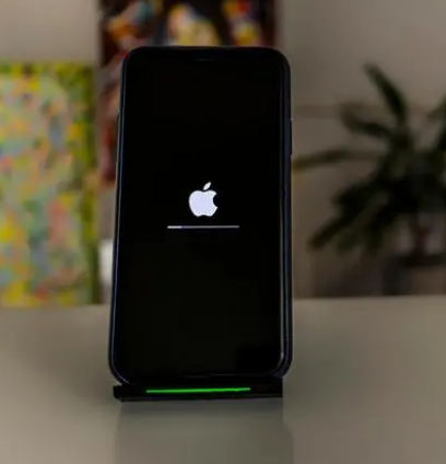 新乐苹果手机维修分享更新iOS 16时卡在滑动升级界面解决办法 