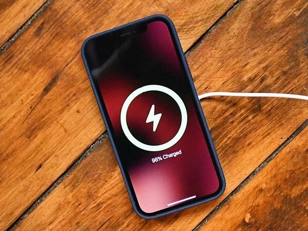 新乐苹果手机维修分享iPhone 12可以随便充电吗 